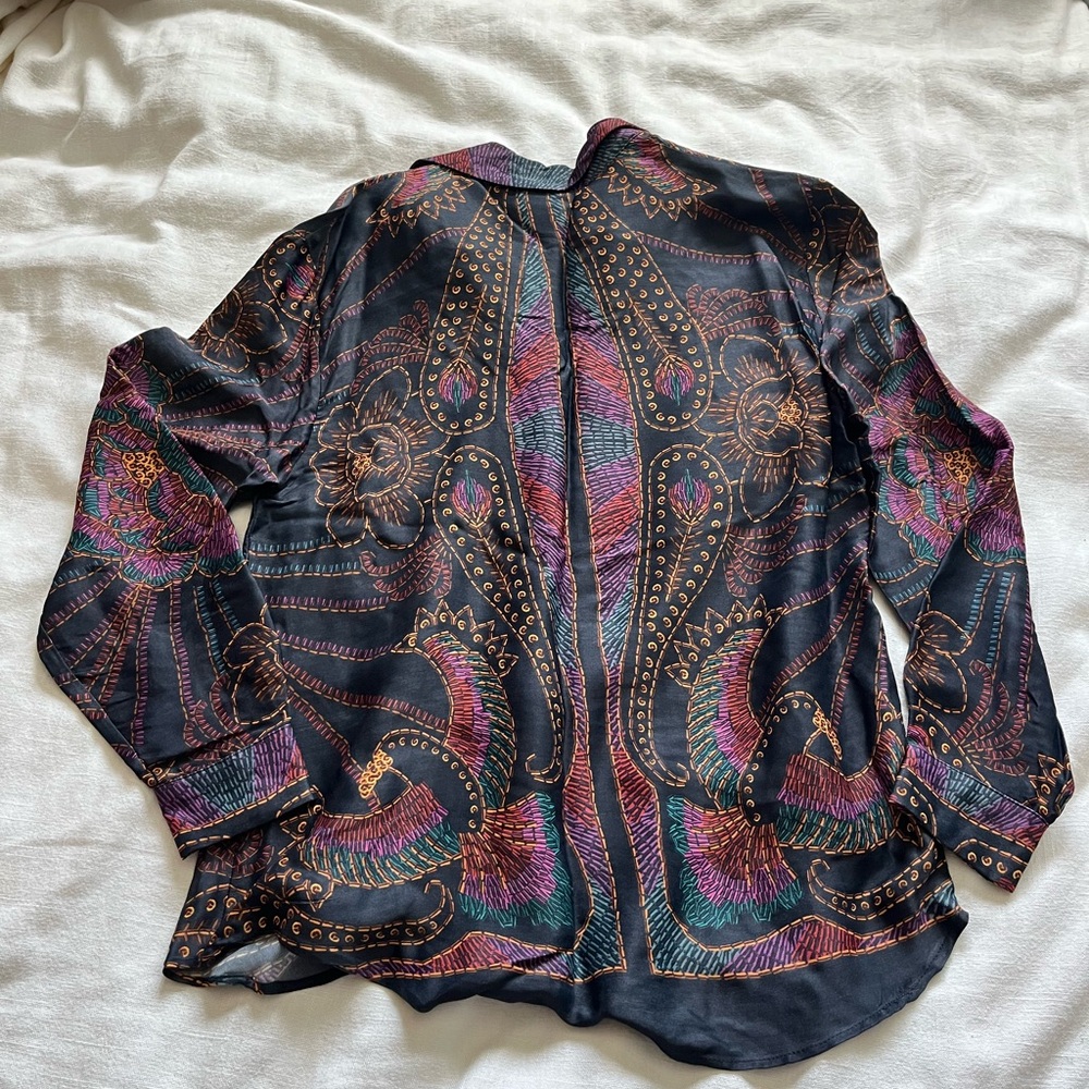 Farm Rio Paisley Button-Up Shirt - Picture 5 of 5